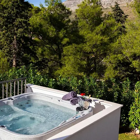 Luxury With A Swimming Pool Tugare, Omis - 20067 Tugare